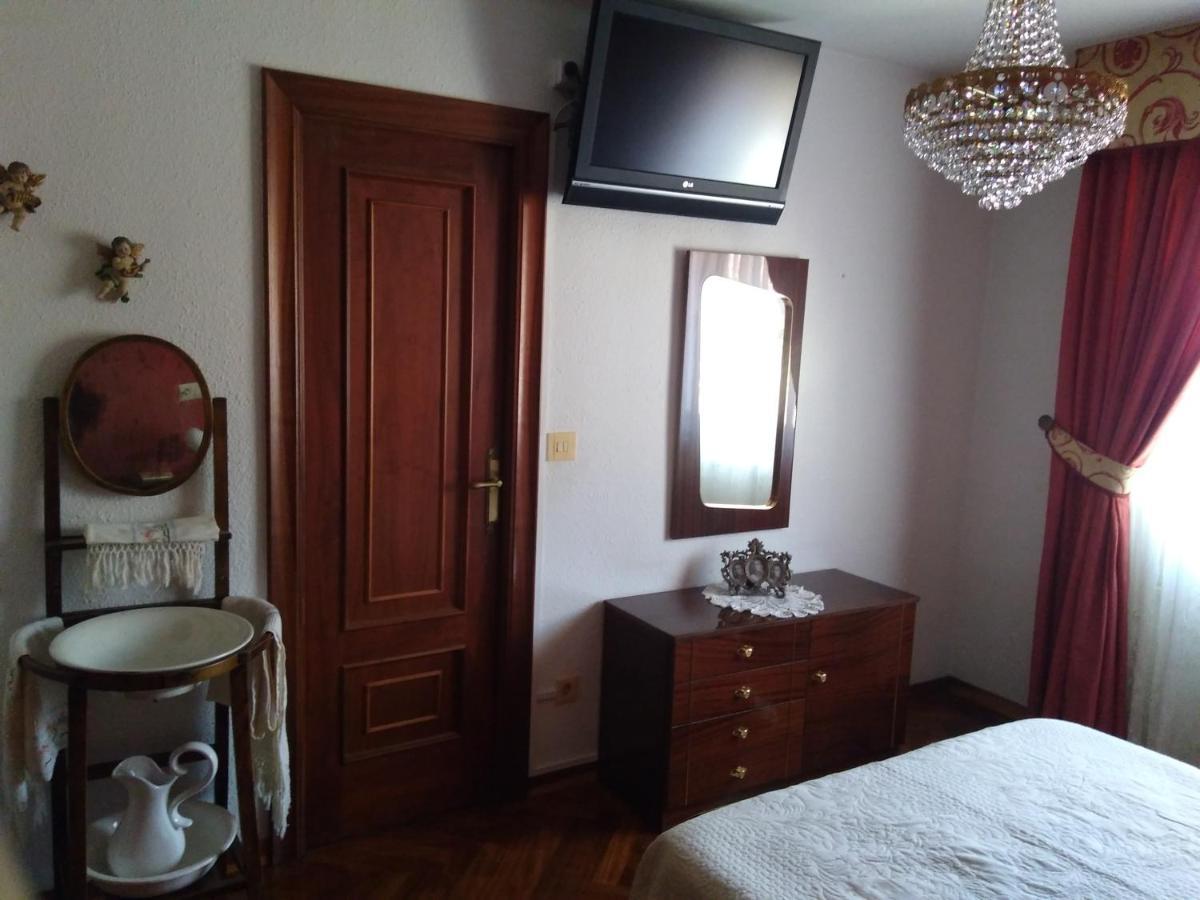 הוילה Casarejos Casa Navacastellanos מראה חיצוני תמונה