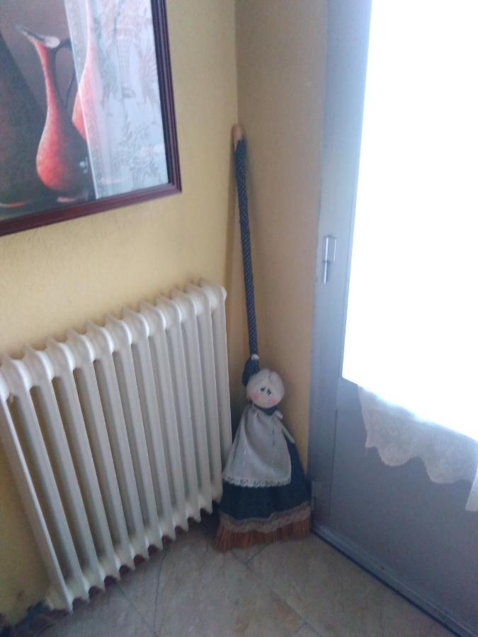 הוילה Casarejos Casa Navacastellanos מראה חיצוני תמונה